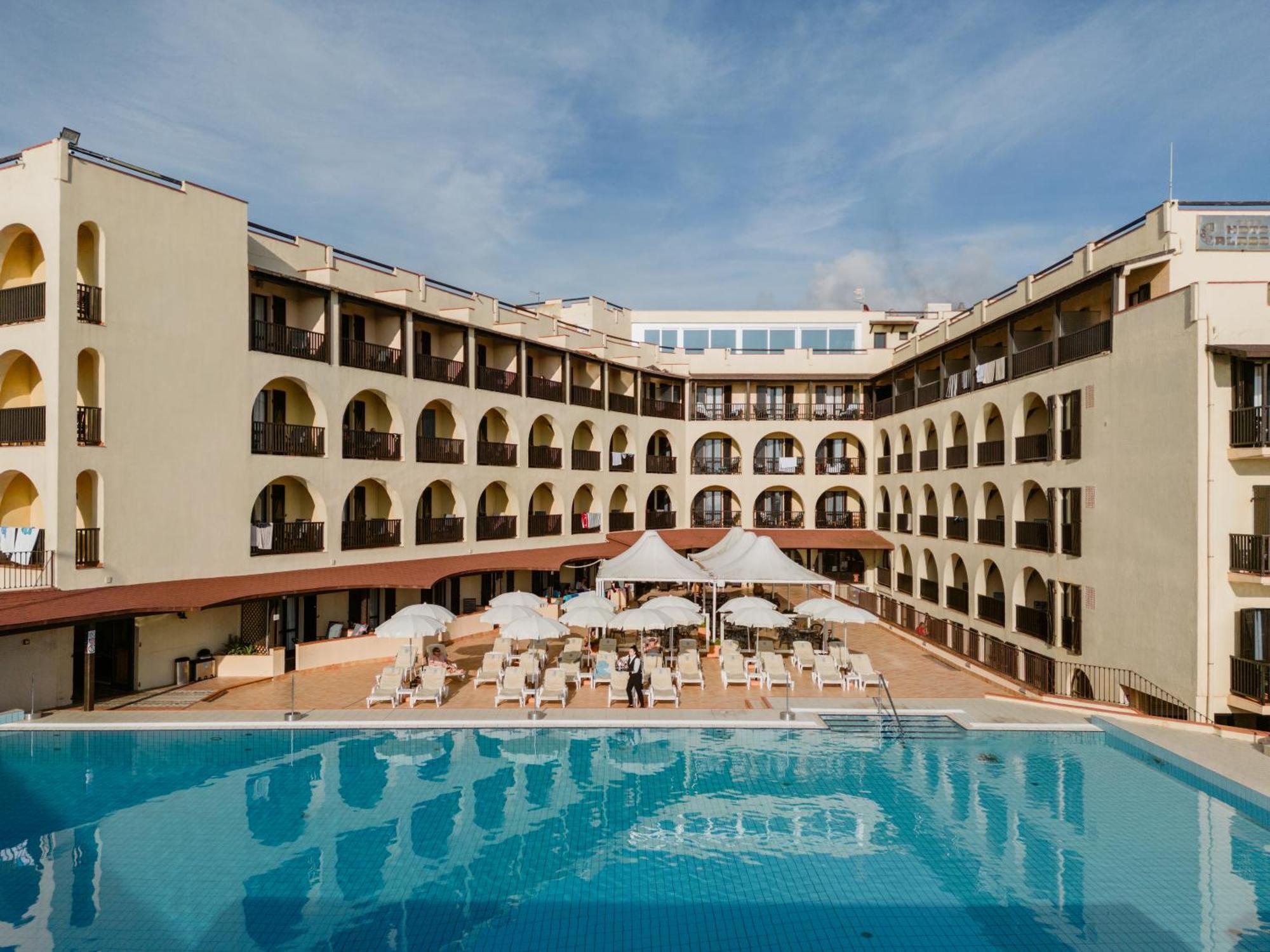 Hotel Calabona